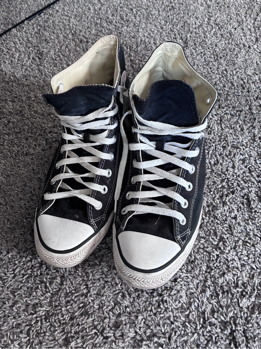 Converse Men’s Black and White High-Top Sneakers Men’s 10